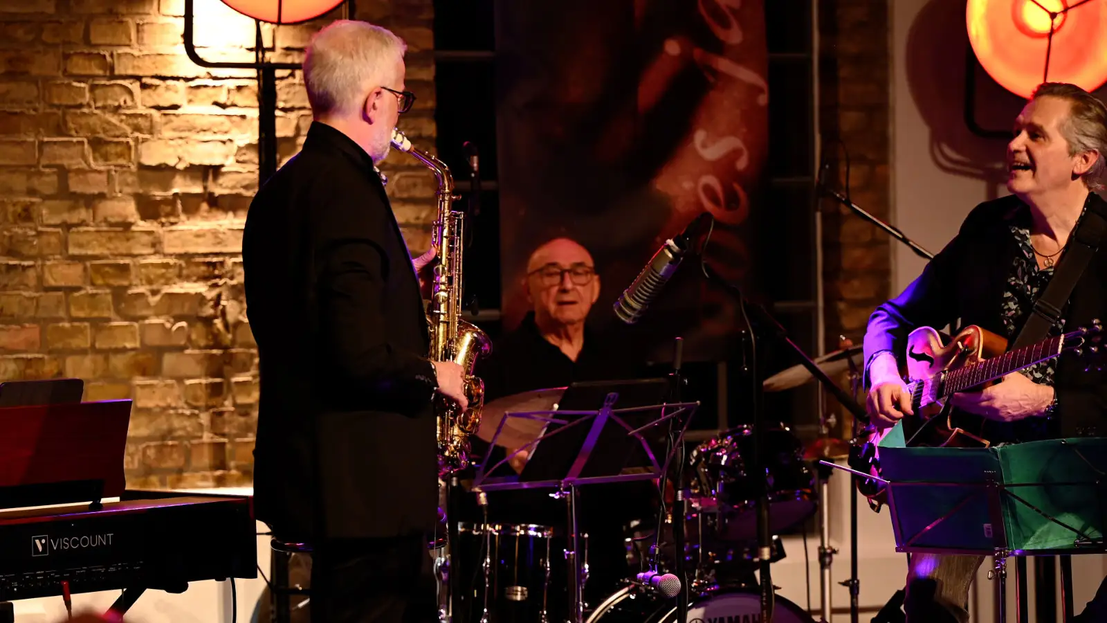 City Nights Quartet live on stage