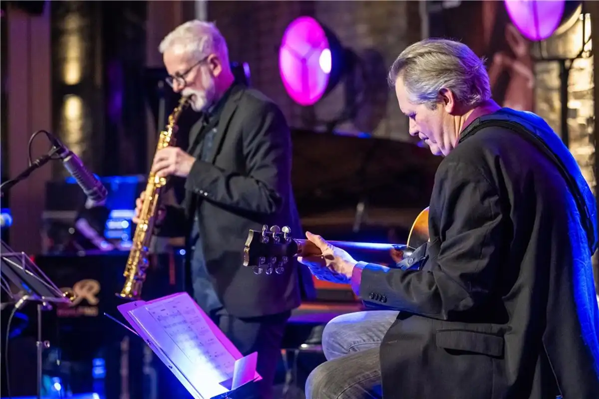 Jeanfrançois Prins and Ulli Jünemann performing