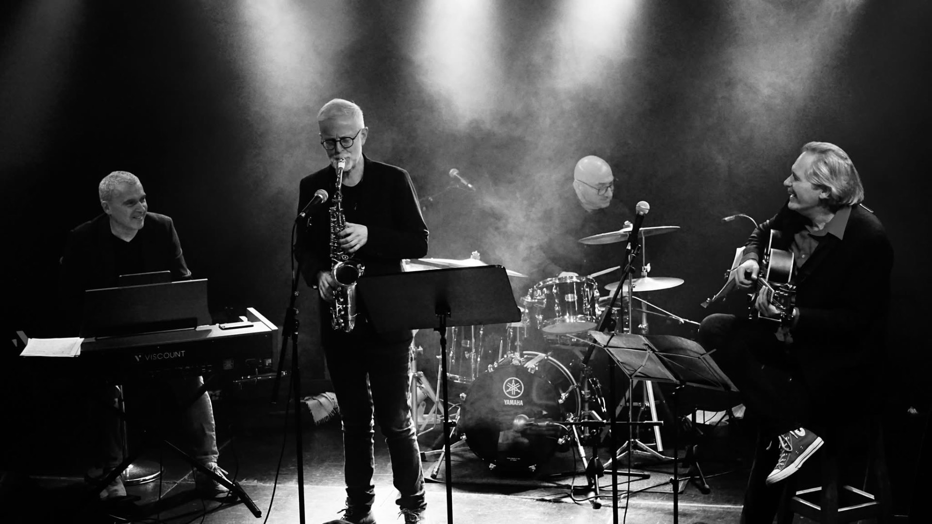City Nights Organ Quartet live auf der Bühne in La Posterie, Courcelles